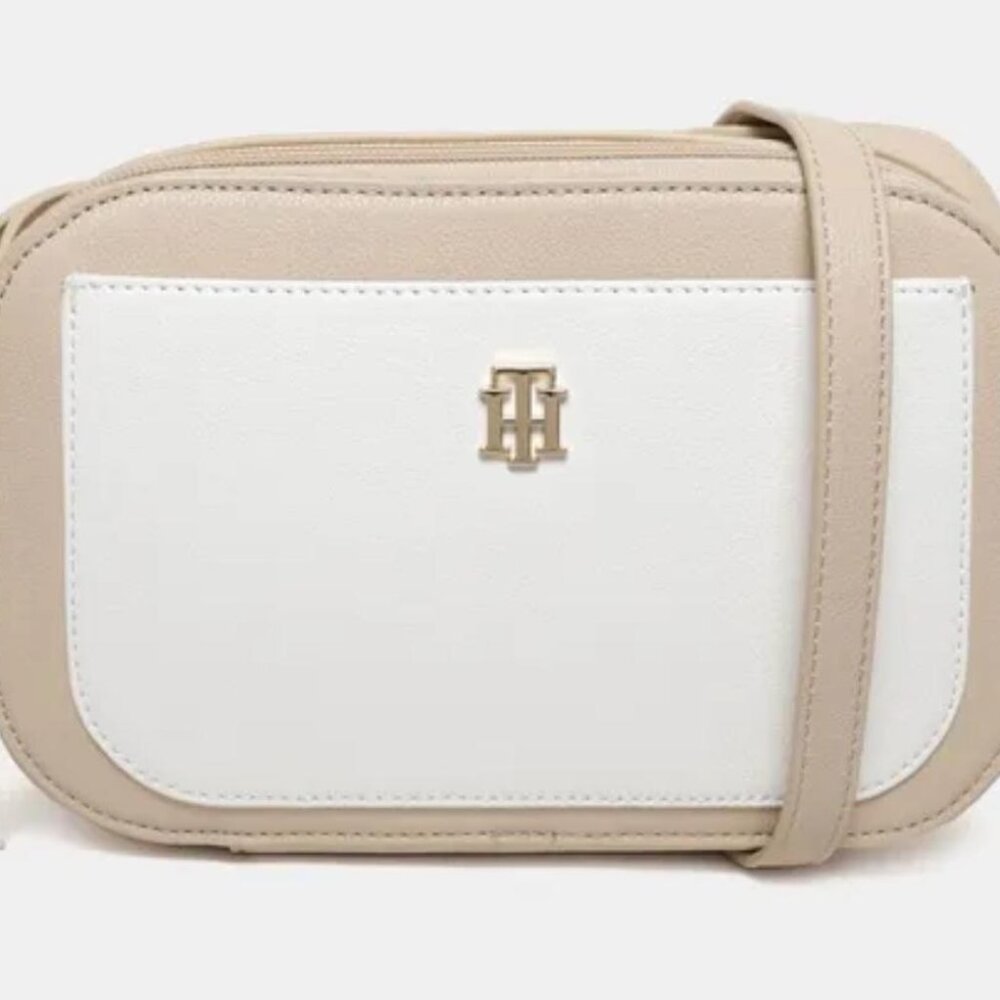 Tommy Hilfiger Women's beige Handbag